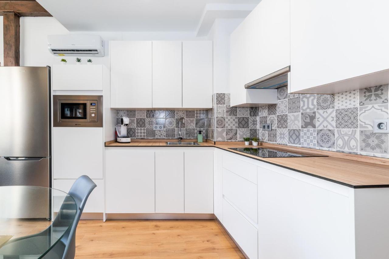 Wekey Homes Granada, Mesones Central Suites Экстерьер фото