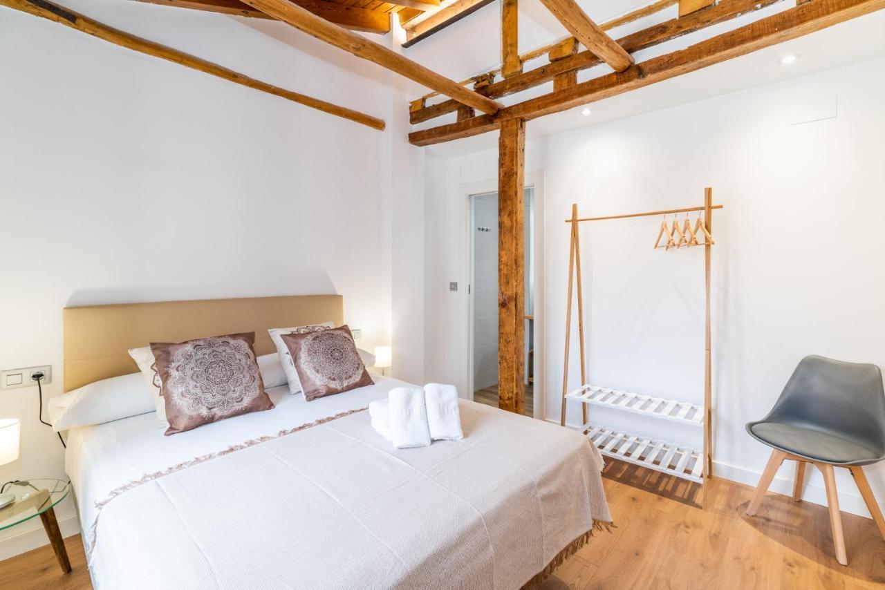 Wekey Homes Granada, Mesones Central Suites Экстерьер фото