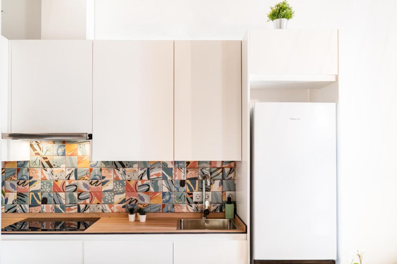 Wekey Homes Granada, Mesones Central Suites Экстерьер фото