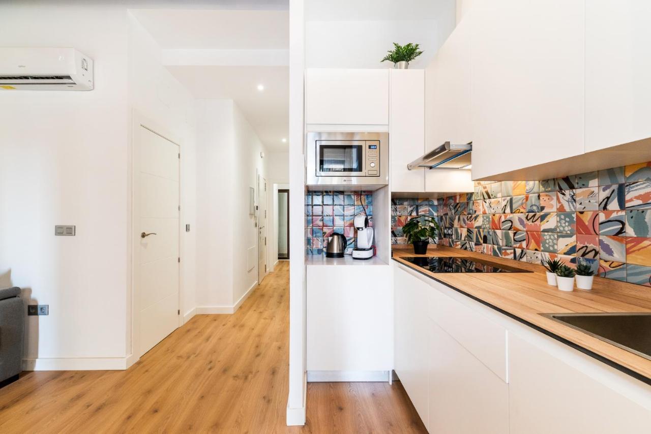 Wekey Homes Granada, Mesones Central Suites Экстерьер фото