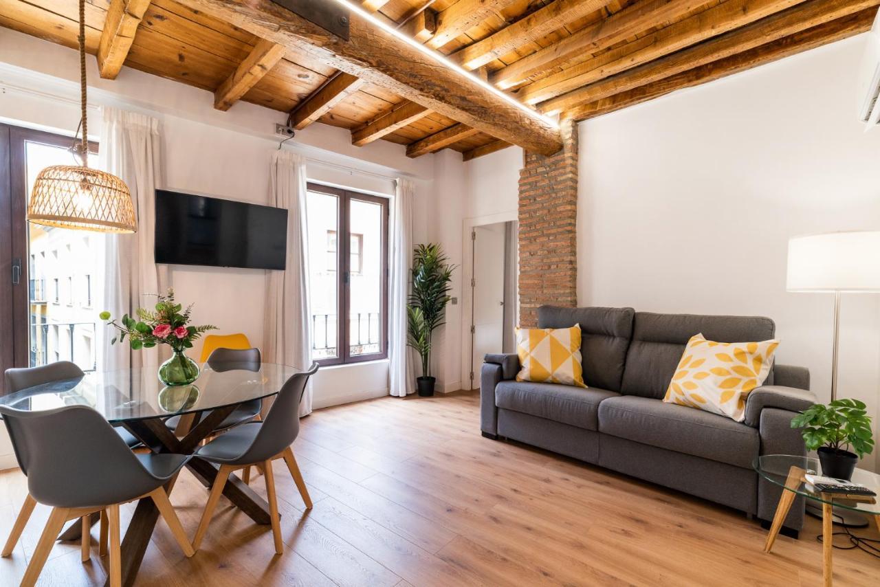 Wekey Homes Granada, Mesones Central Suites Экстерьер фото