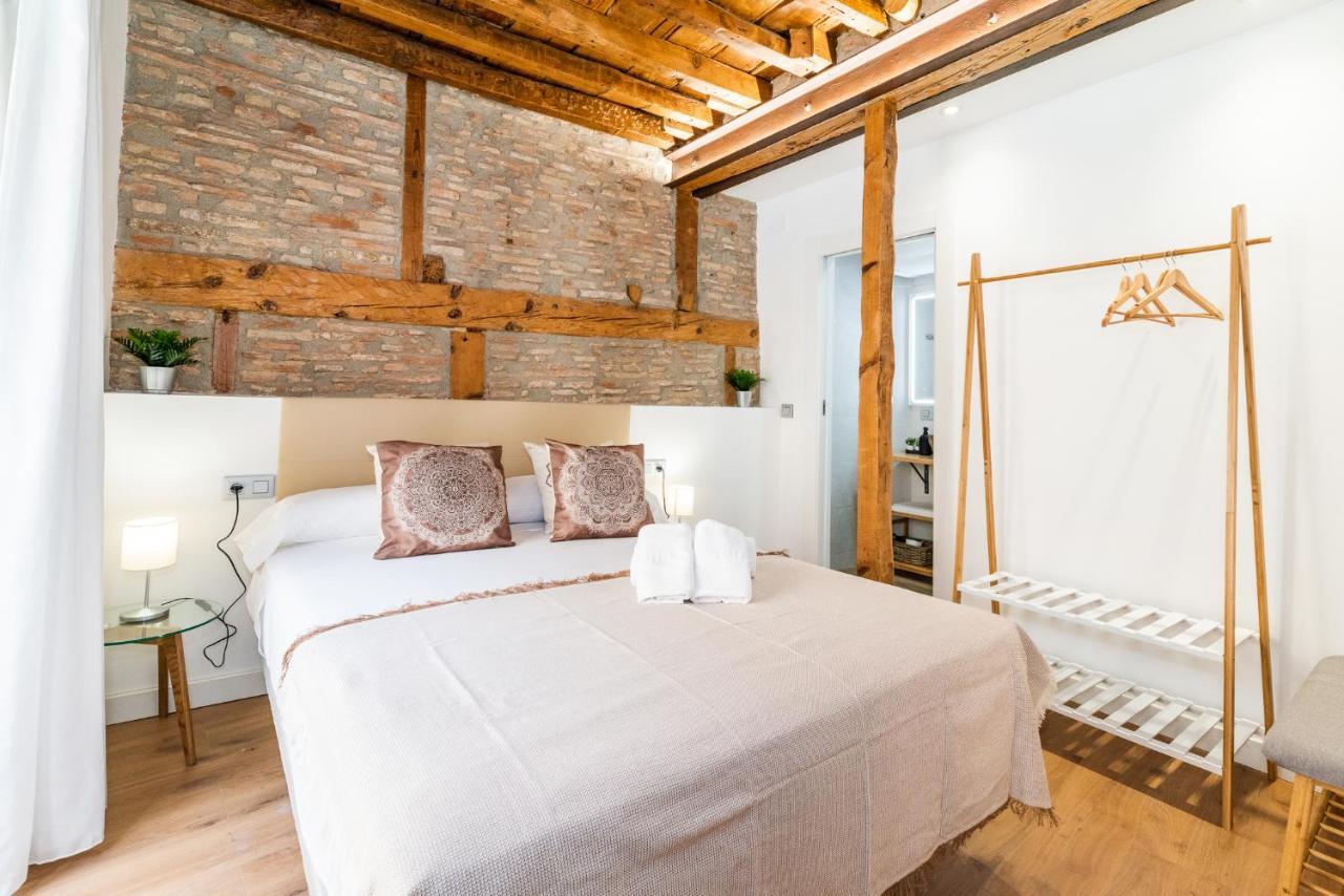 Wekey Homes Granada, Mesones Central Suites Экстерьер фото