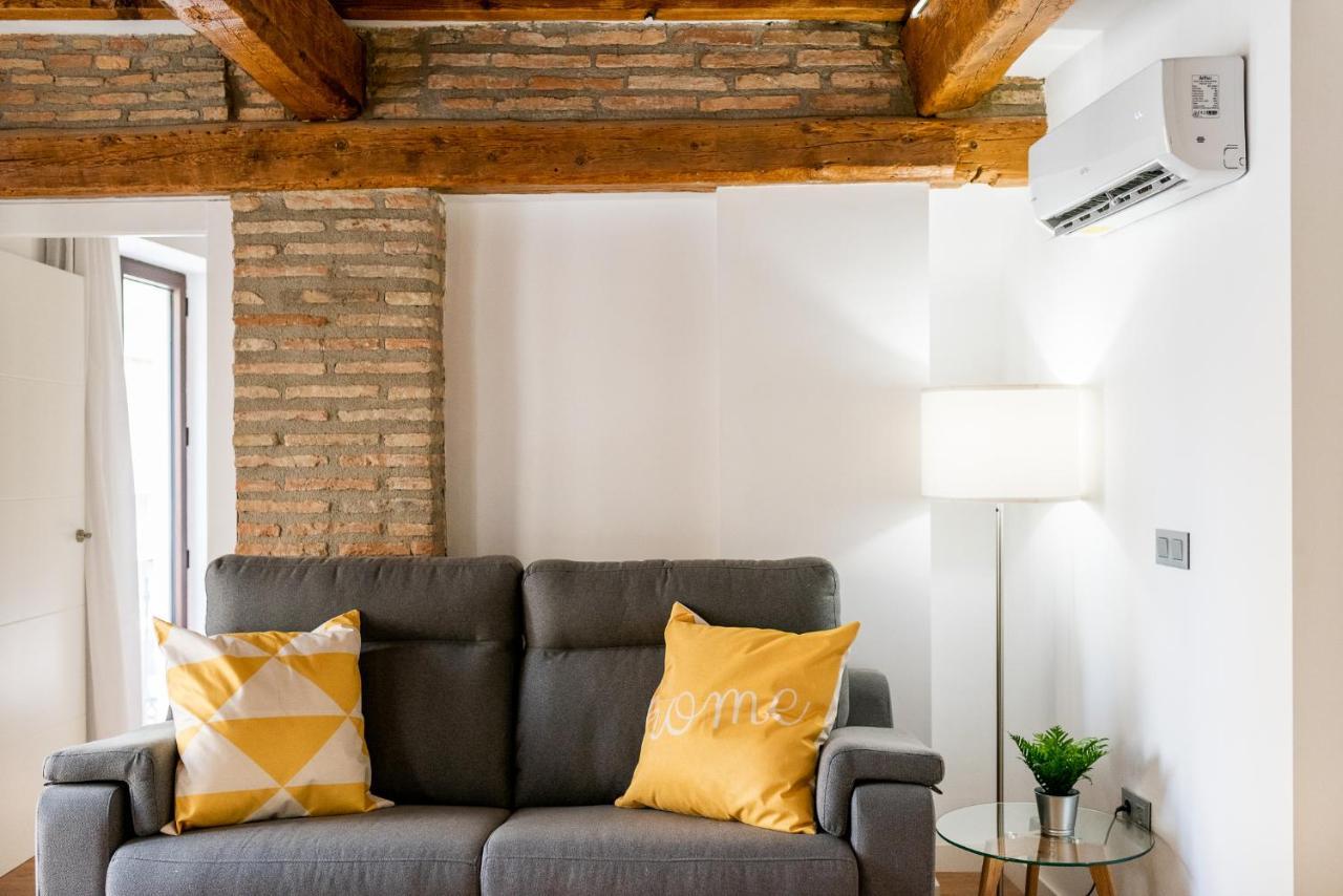 Wekey Homes Granada, Mesones Central Suites Экстерьер фото